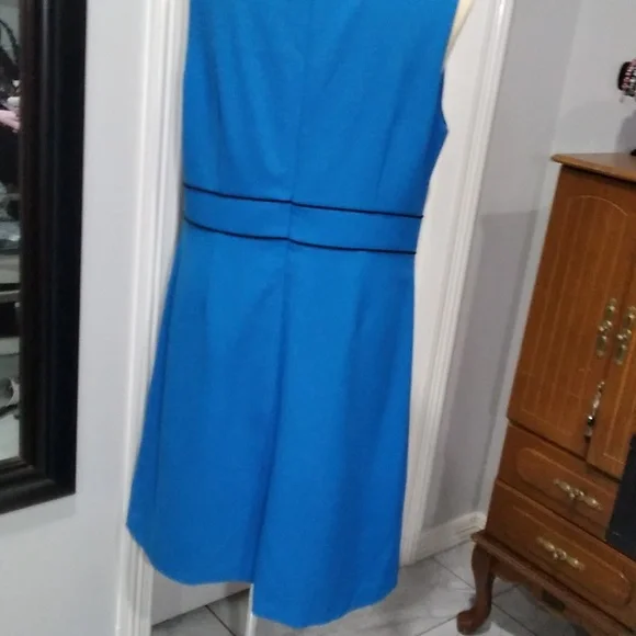 Kasper women's crew neck sleeveless blue dress - Picture 4 of 9